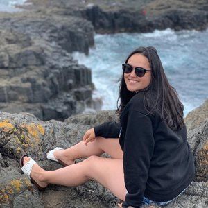 Meet your Posher, Luiza